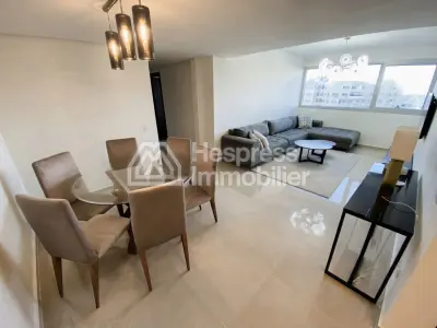 شقة جميلة للإيجار في Tanger City Center . غرفة نوم واحدة. مفروشة بالكامل.