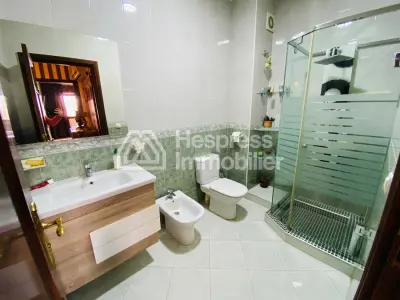 FOR SALE – Luxury apartment in the heart of the city center of Tangier – 167 m², no overlooking neighbors