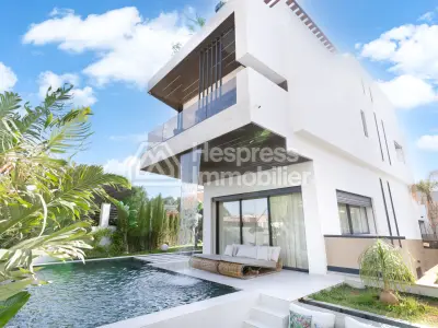 VILLA HAUT STANDING A VENDRE - RTE TAHANAOUT
