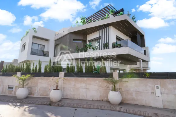 VILLA HAUT STANDING FOR SALE - RTE TAHANAOUT
