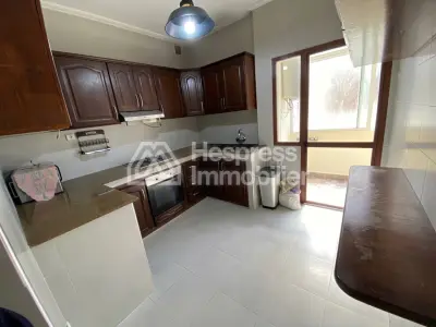 À louer – Superbe appartement vide en plein boulevard Nejma à Tanger