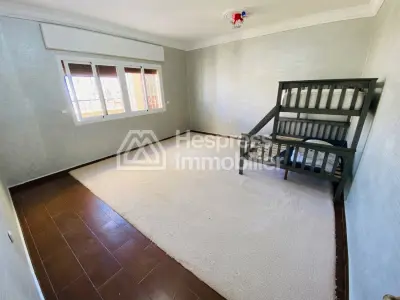 À louer – Superbe appartement vide en plein boulevard Nejma à Tanger