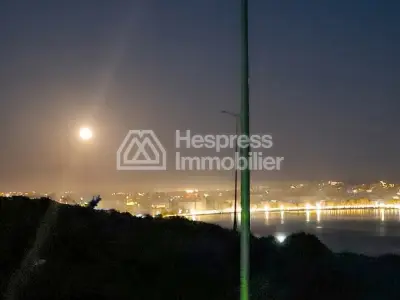 فيلا استثنائية للبيع – مالاباطا ، طنجة – إطلالات بانورامية على البحر وإسبانيا