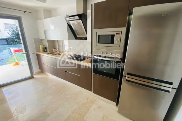 شقة مفروشة فاخرة للإيجار في شبه الجزيرة الأيبيرية، طنجة