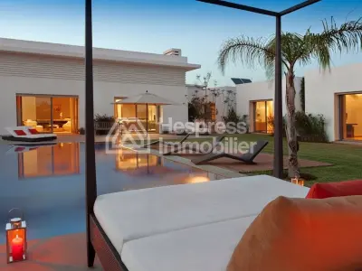 Villa d’exception plain pied – nouaceur / Bouskoura