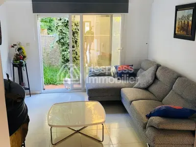 فيلا للبيع – ملباطا / طنجة باليا، طنجة – مطلة على البحر