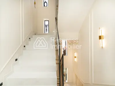 VILLA HAUT STANDING A VENDRE - RTE TAHANAOUT