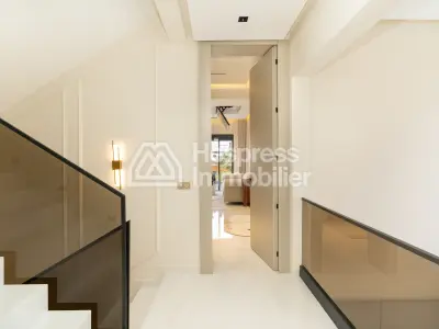 VILLA HAUT STANDING A VENDRE - RTE TAHANAOUT