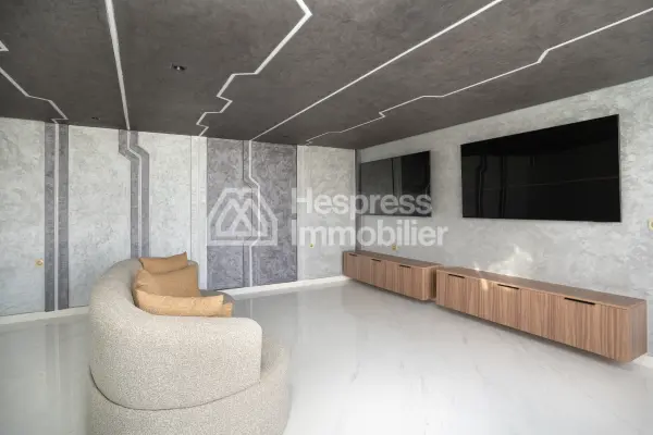 VILLA HAUT STANDING FOR SALE - RTE TAHANAOUT