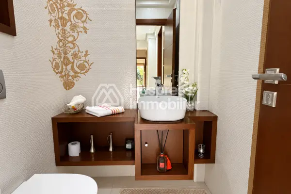 Appartement meublé sur l’avenue des FAR, Agadir Confort et charme marocain !