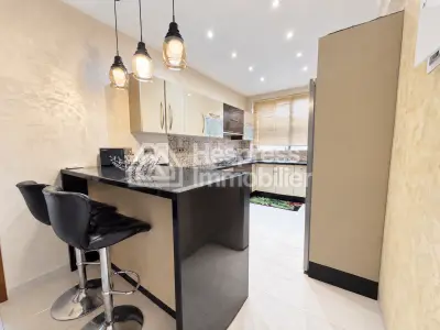 Appartement meublé sur l’avenue des FAR, Agadir Confort et charme marocain !