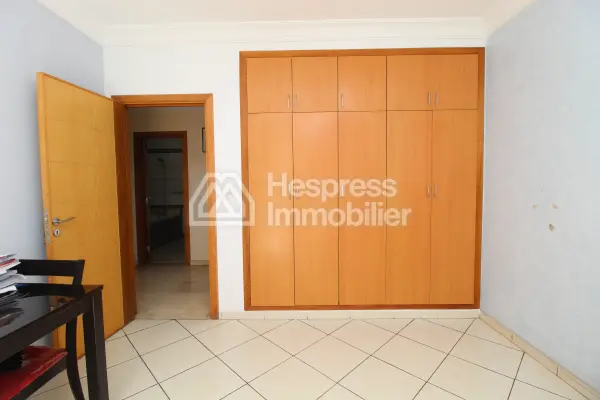 Apartment for sale in Hay Mohammadi Agadir secure residence, underground parking