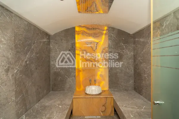 VILLA HAUT STANDING FOR SALE - RTE TAHANAOUT