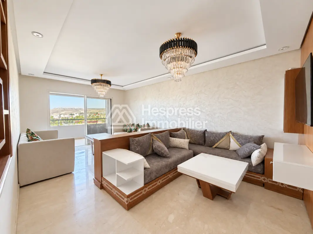Spacious apartment close to the center of Agadir Balconies, swimming pool and underground parking!