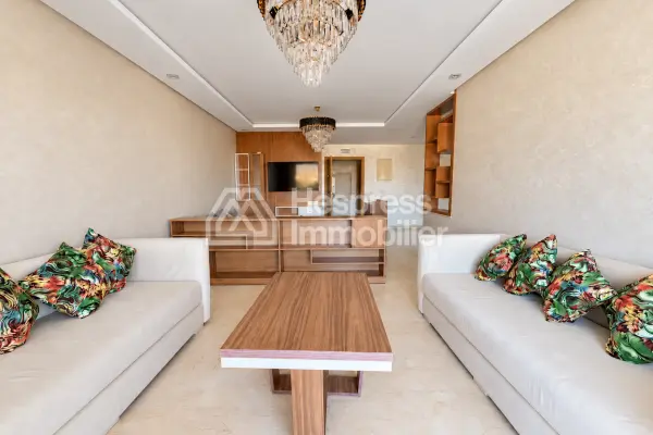 Spacious apartment close to the center of Agadir Balconies, swimming pool and underground parking!