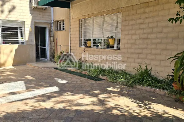 Villa for rent — Avenue de la Victoire, Rabat