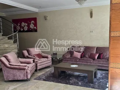 Villa for rent — Avenue de la Victoire, Rabat