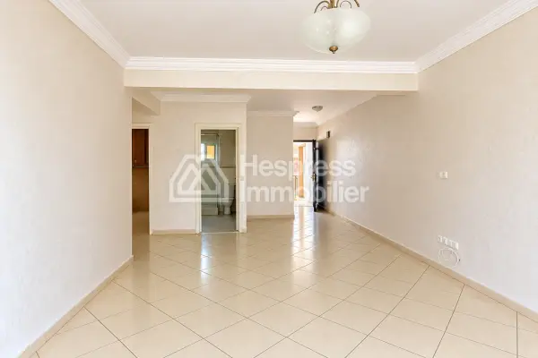 Spacious unfurnished apartment at Founty , Agadir - 10 minutes from the beach
