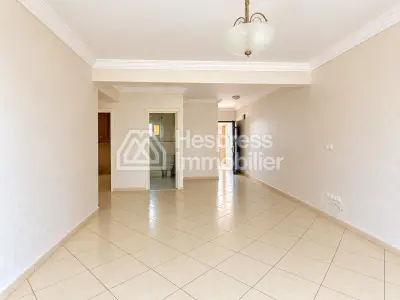 Spacious unfurnished apartment at Founty , Agadir - 10 minutes from the beach