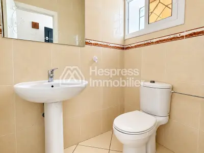 Spacious unfurnished apartment at Founty , Agadir - 10 minutes from the beach
