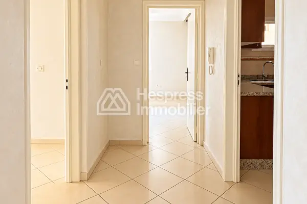 Spacious unfurnished apartment at Founty , Agadir - 10 minutes from the beach