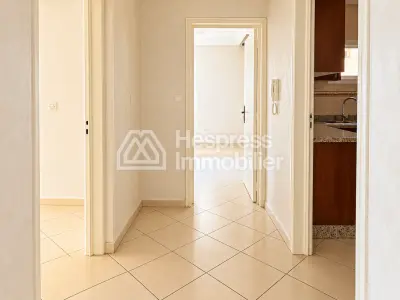 Spacious unfurnished apartment at Founty , Agadir - 10 minutes from the beach