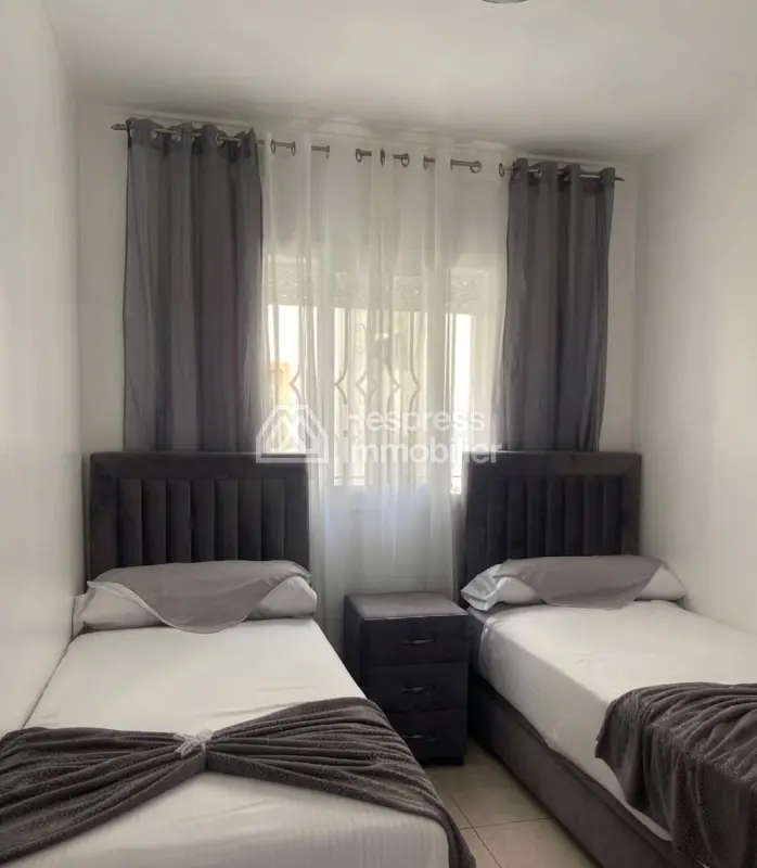 Appartement en vente à Mesnana. 2 chambres. Espaces verts et ascenseur