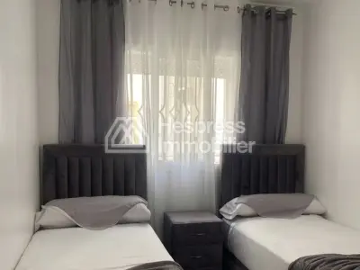 Appartement en vente à Mesnana. 2 chambres. Espaces verts et ascenseur