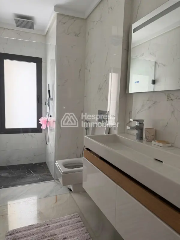 Apartment for rent in Star Hill. 170 sq m. Furnished.