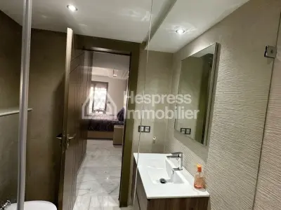 Apartment for rent in Administratif . 3 comfortable bedrooms. Furnished.