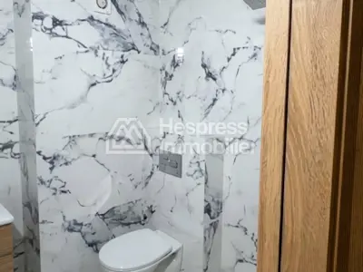 Apartment for sale in Mesnana . Area 111 m². With elevator and terrace