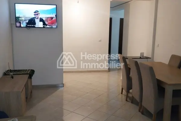 Apartment for rent in Beni Makada Lakdima. 3 beautiful bedrooms. Well furnished.