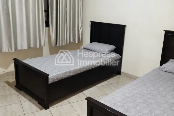 Apartment for rent in Beni Makada Lakdima. 3 beautiful bedrooms. Well furnished.