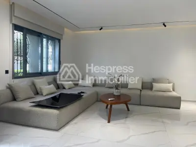 Superb villa for rent in Du Golf . 4 rooms. Well furnished.