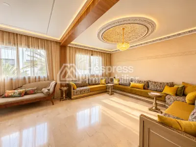 Bright apartment at Agadir – 3 facades, spacious rooms and comfort!