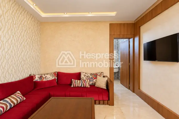 Bright apartment at Agadir – 3 facades, spacious rooms and comfort!