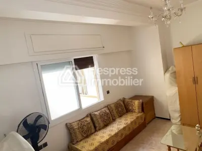 عِش في قلب مركز المدينة في هدوء تام. شقة فريدة من نوعها في شارع فاس