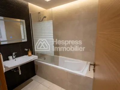 Exceptional Apartment with Sea View – 128 m²