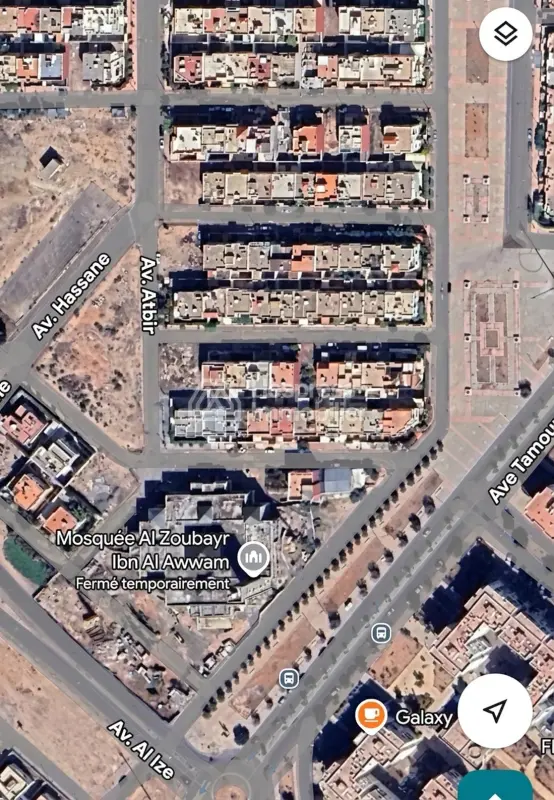 338m2 plot of land for a 4-story building