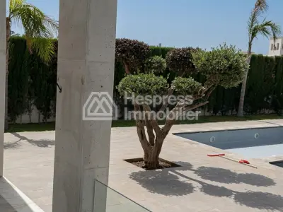 فندق سكني جديد من فئة 4 نجوم في فاونتي