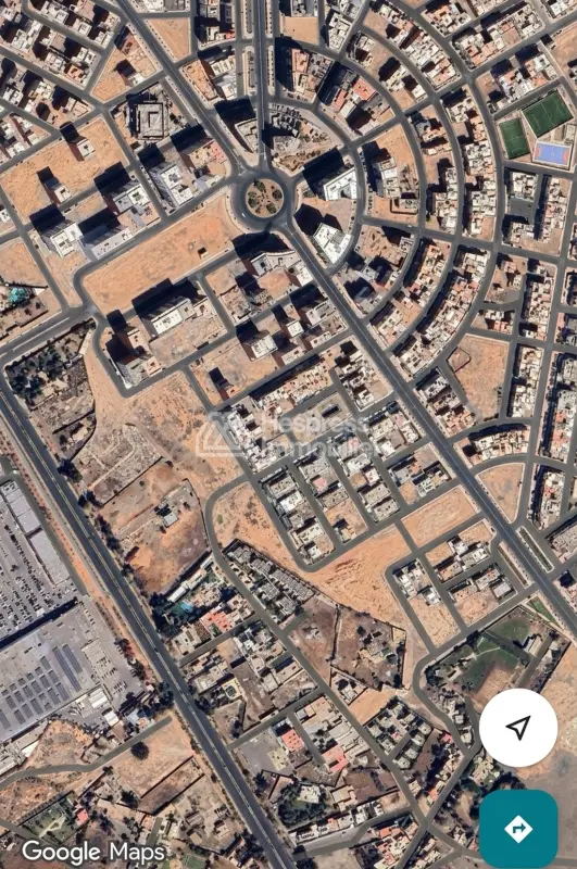 Land for hotel residence in Founty