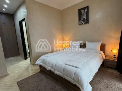 شقة رائعة للبيع في Haut-Founty . تسع غرف مريحة. مفروشة بشكل جيد.