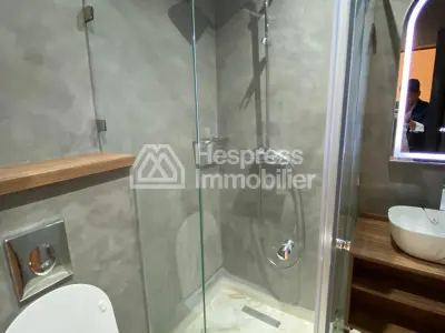 Appartement moderne avec piscine à vendre
