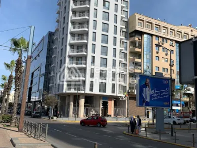 Bureau à vendre, 70-3000m² à Boulevard Abdelmoumen 
