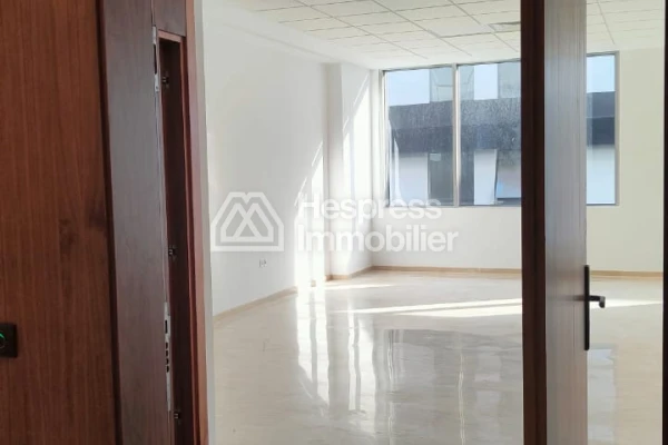 Office for rent, 70m² at Sidi Maarouf