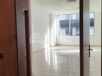 Office for rent, 70m² at Sidi Maarouf