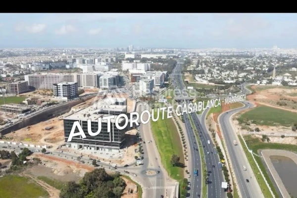 Office space for sale, 70 to 2000m² in Sidi Maarouf