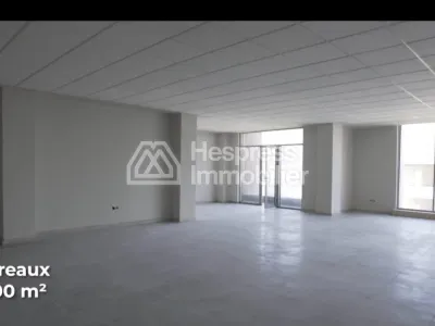Bureau à vendre, 70 à 2000m² à Sidi Maarouf