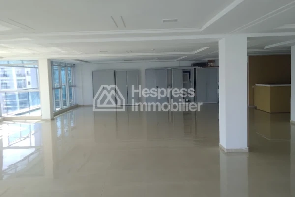 Bureau à louer, 200m² à Casablanca