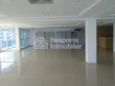 Bureau à louer, 200m² à Casablanca